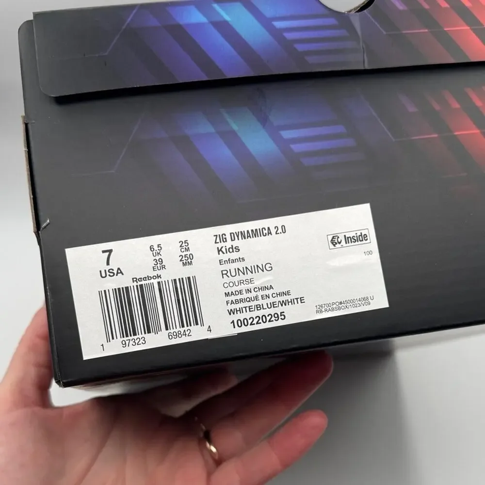 [NIB] Reebok Sonic Sneakers - Kids 7